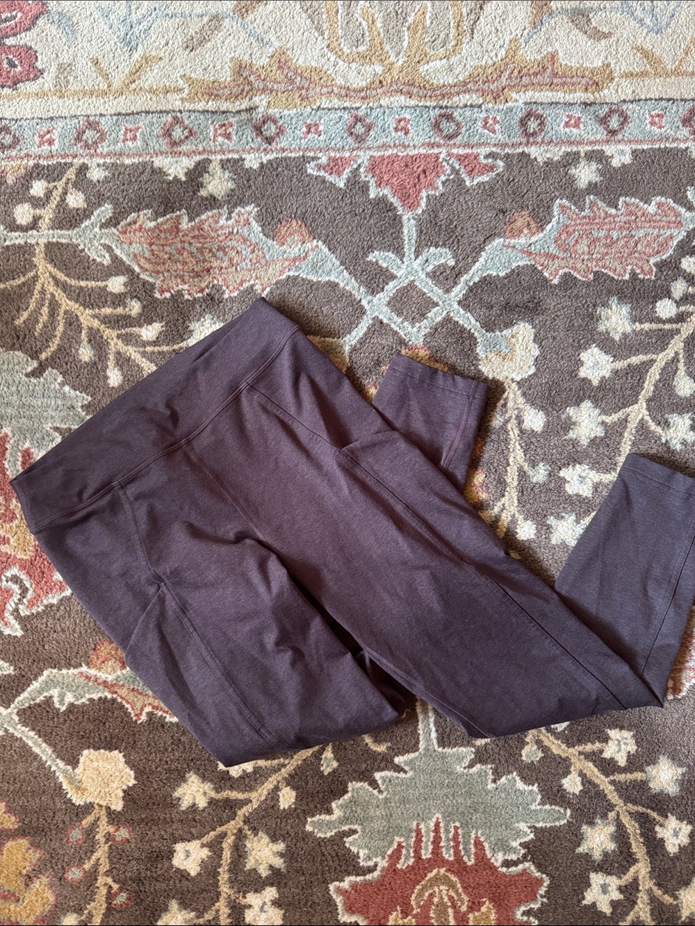 Lululemon pocket leggings 10